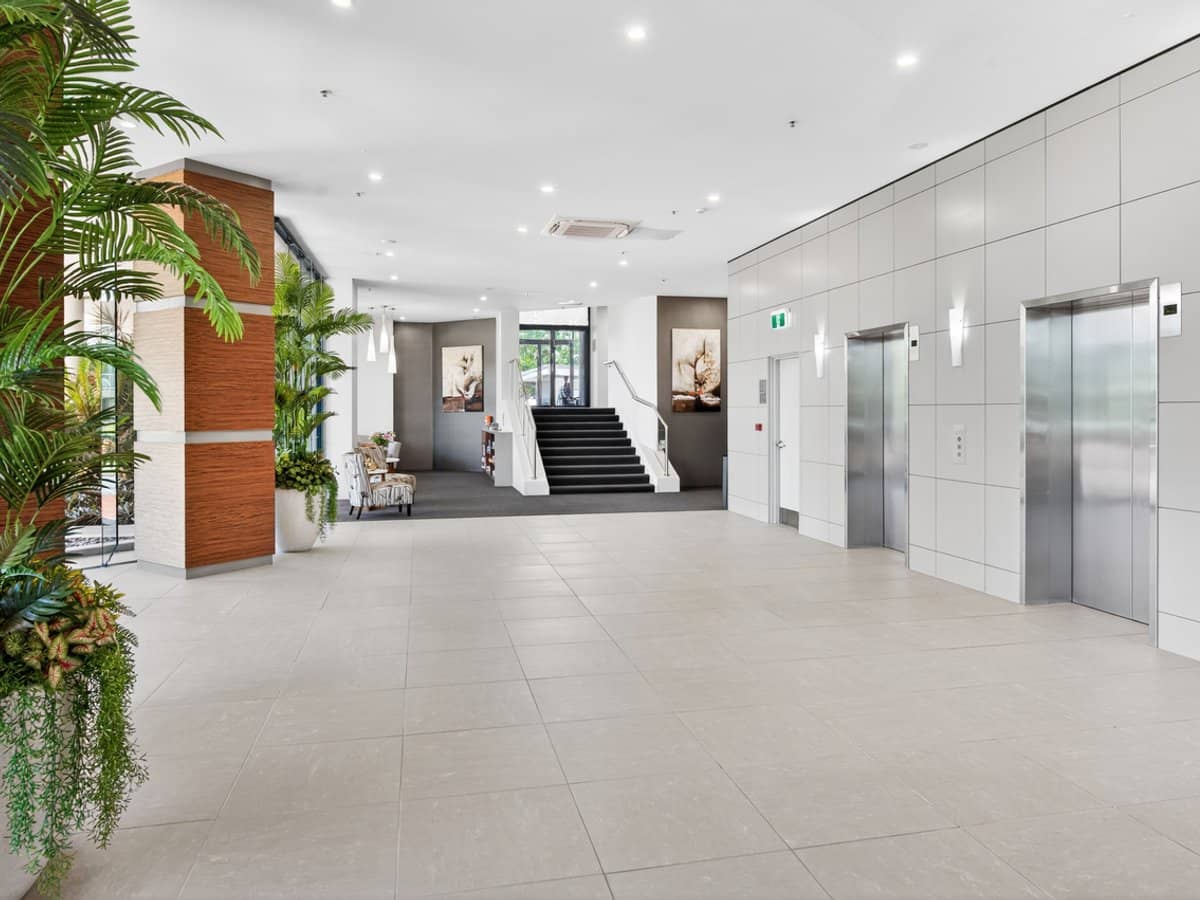 22 Montgomery Avenue, MAIN BEACH - Thumbnail 27