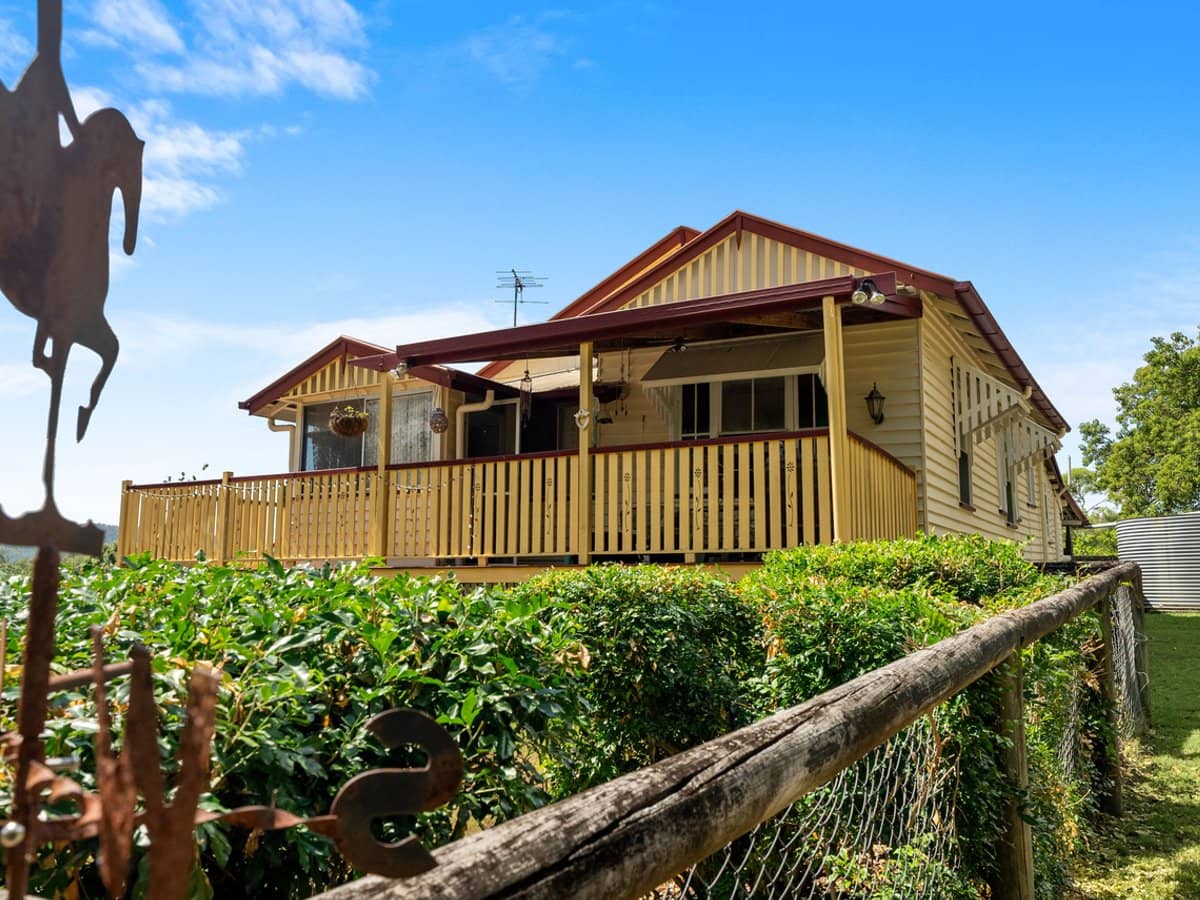 381-385 Plunkett Road, Tamborine - Thumbnail 1