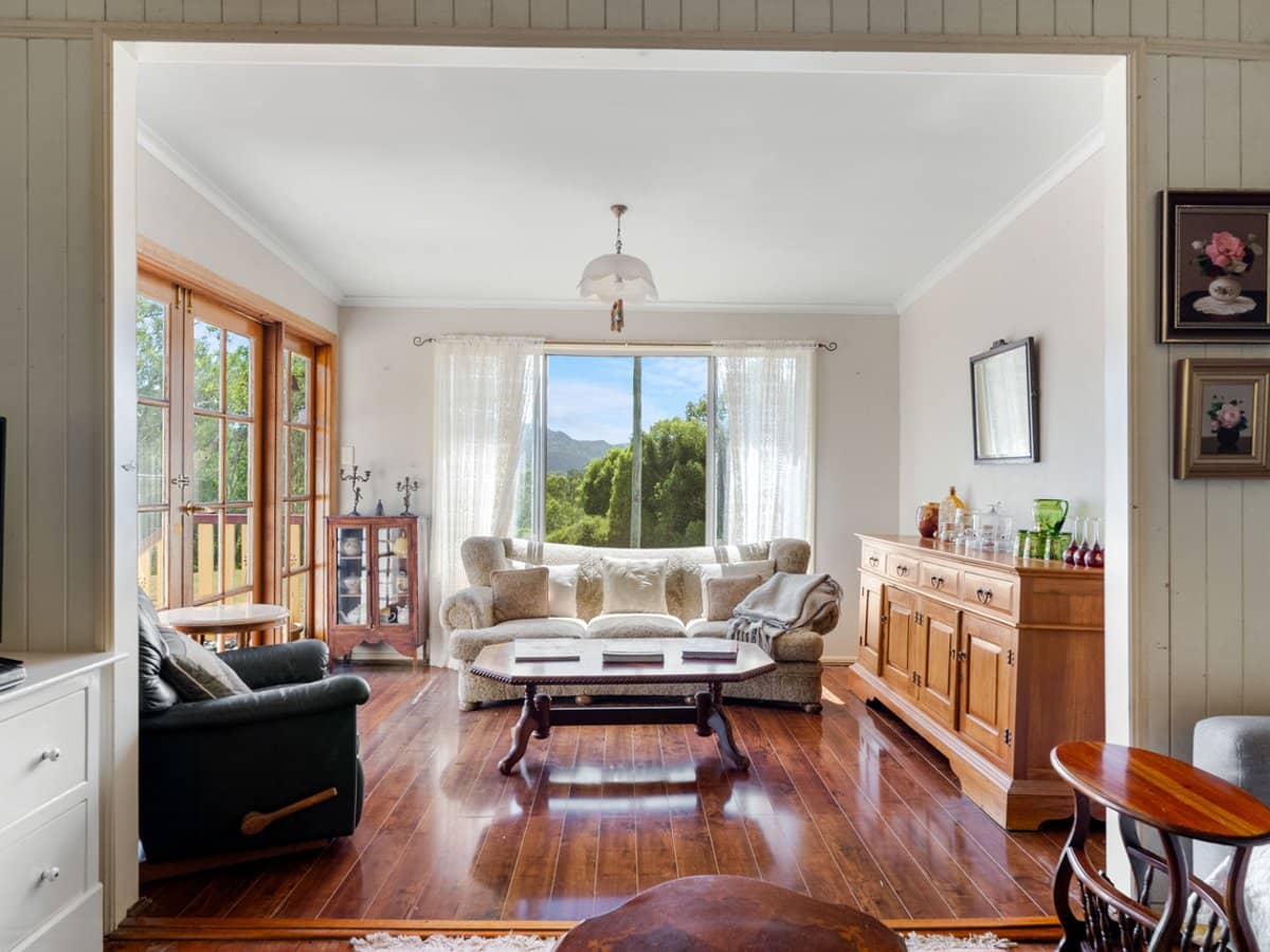 381-385 Plunkett Road, Tamborine - Thumbnail 5