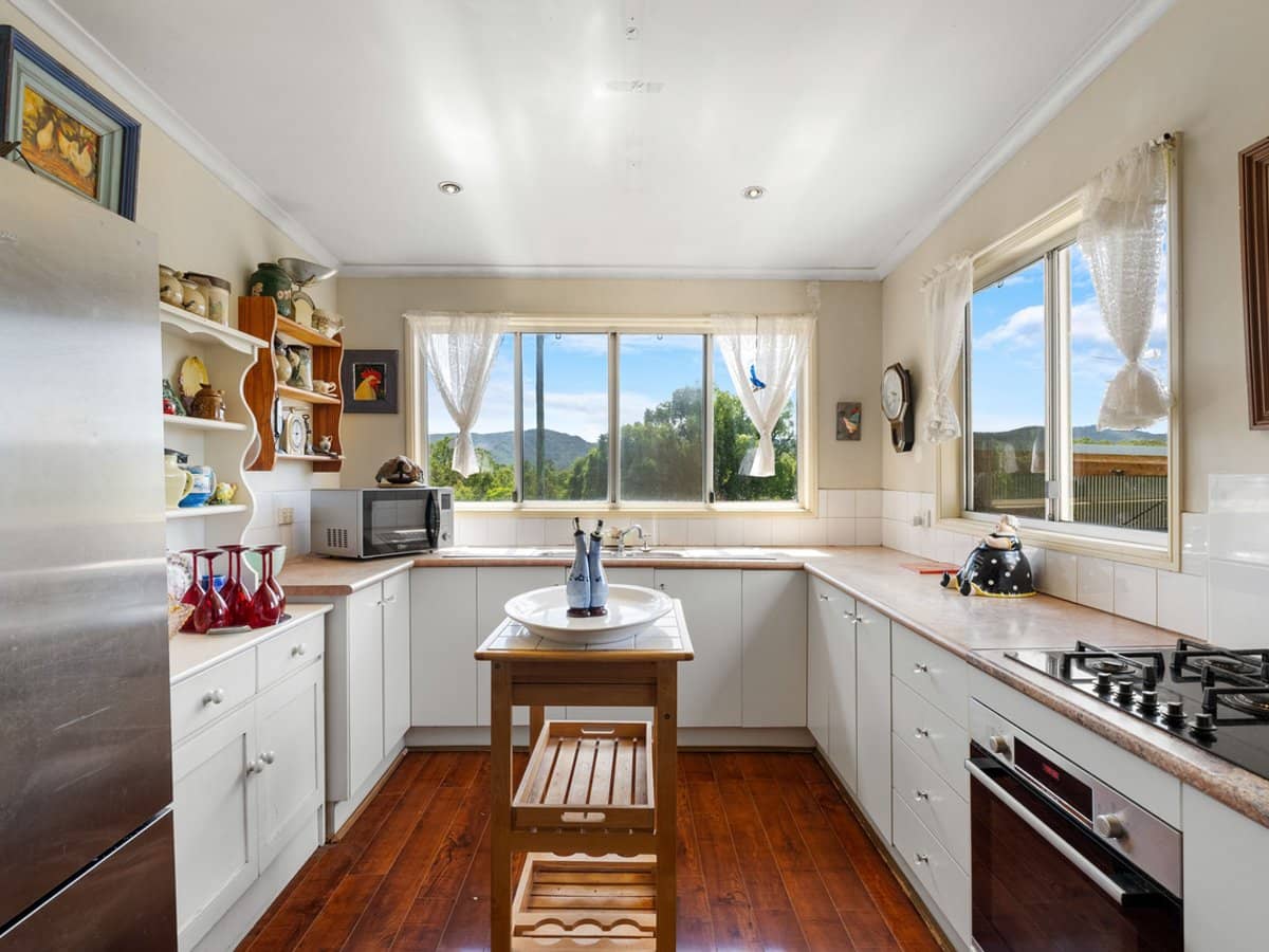 381-385 Plunkett Road, Tamborine - Thumbnail 14