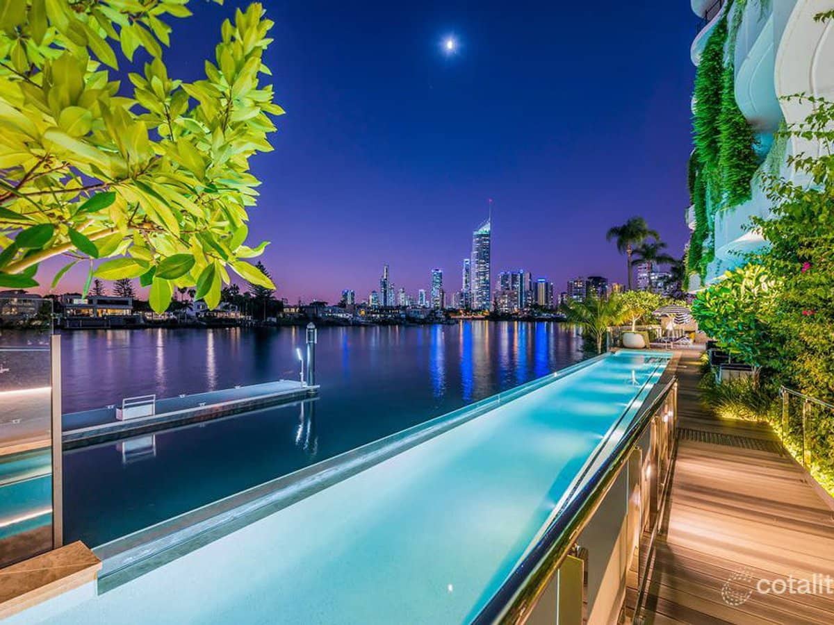 15-17 Cannes Avenue, Surfers Paradise - Thumbnail 5