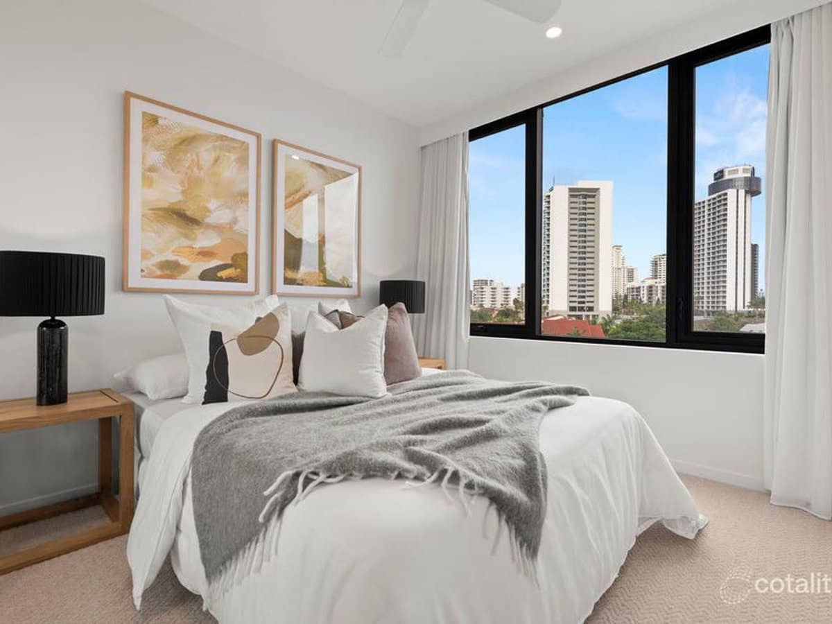 15-17 Cannes Avenue, Surfers Paradise - Thumbnail 11