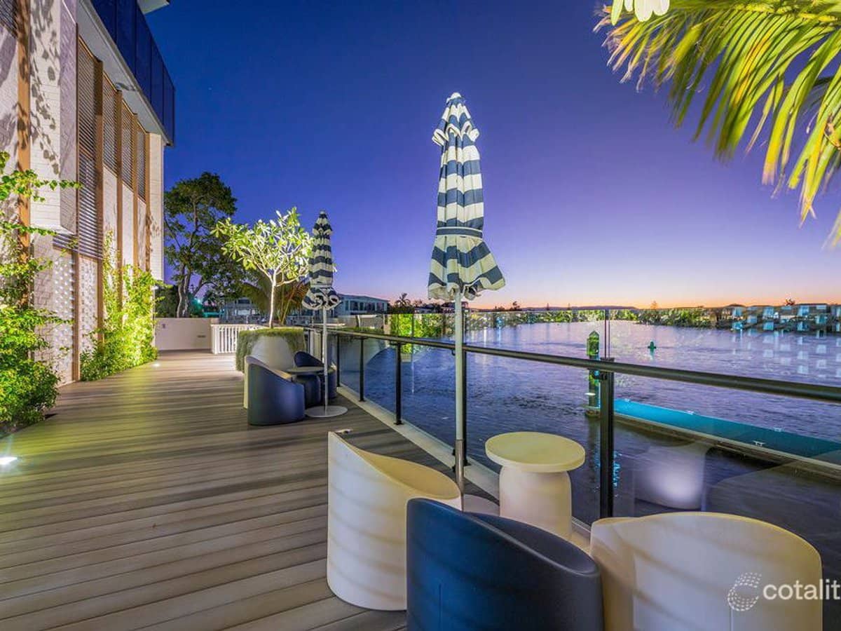 15-17 Cannes Avenue, Surfers Paradise - Thumbnail 22