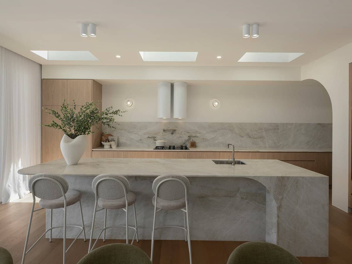 47 Vatakoula Parade, MERMAID WATERS - Thumbnail 2