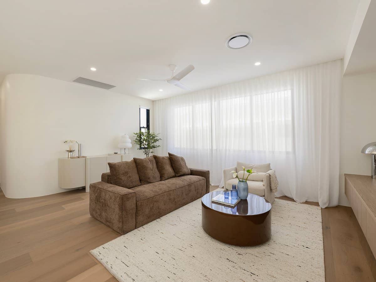 47 Vatakoula Parade, MERMAID WATERS - Thumbnail 13