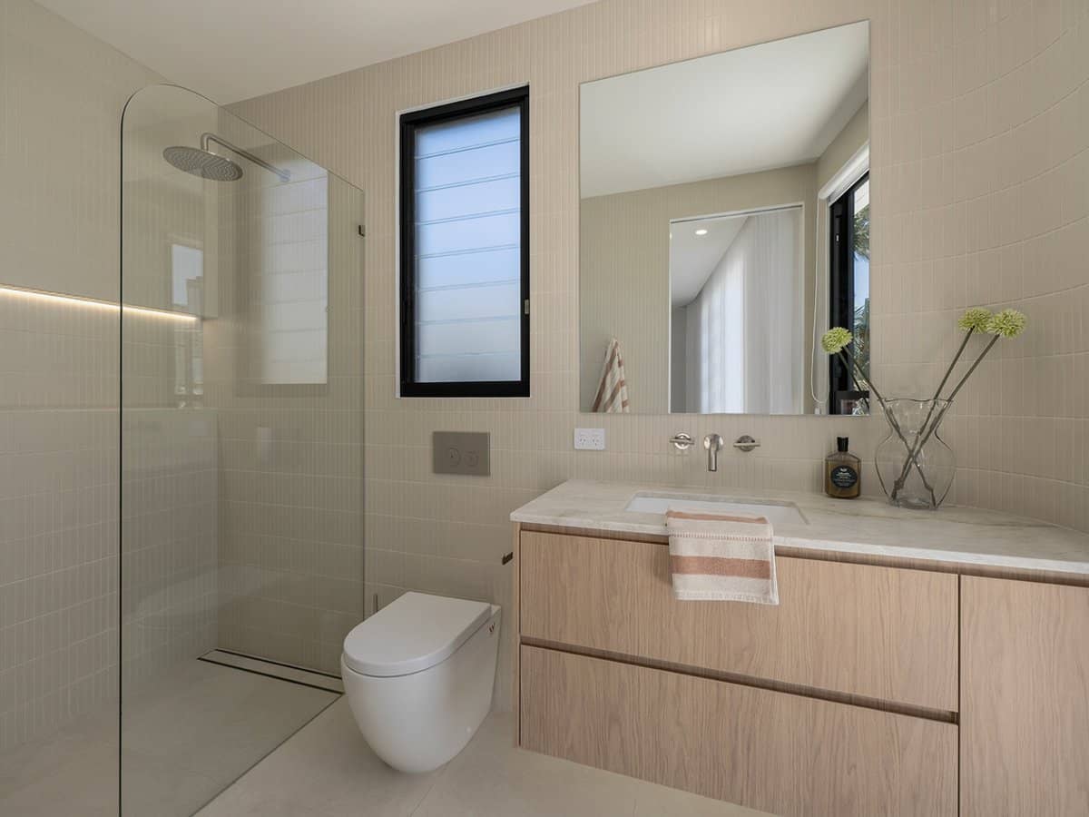 47 Vatakoula Parade, MERMAID WATERS - Thumbnail 15