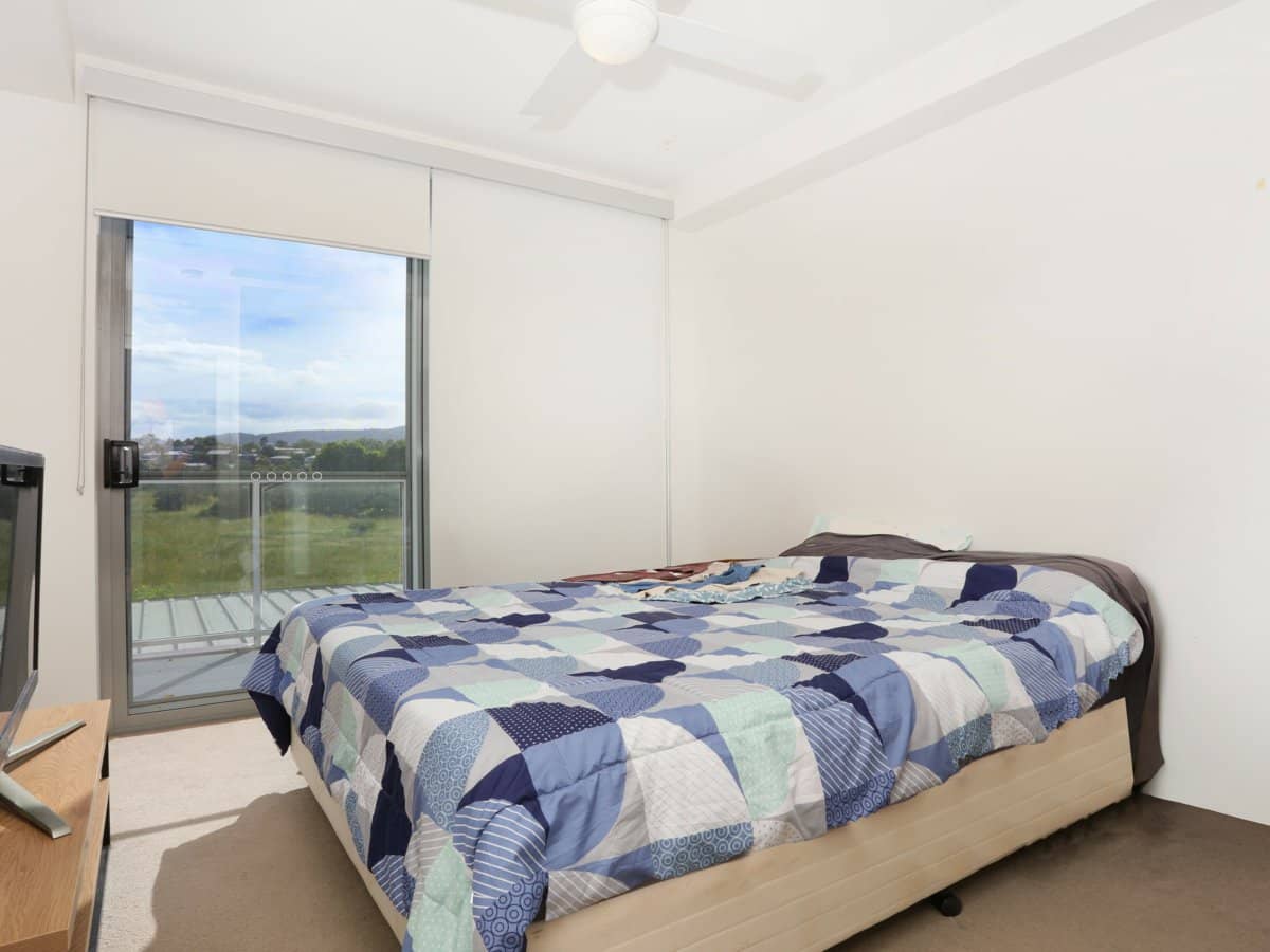 31 Bourton Road, MERRIMAC - Thumbnail 8