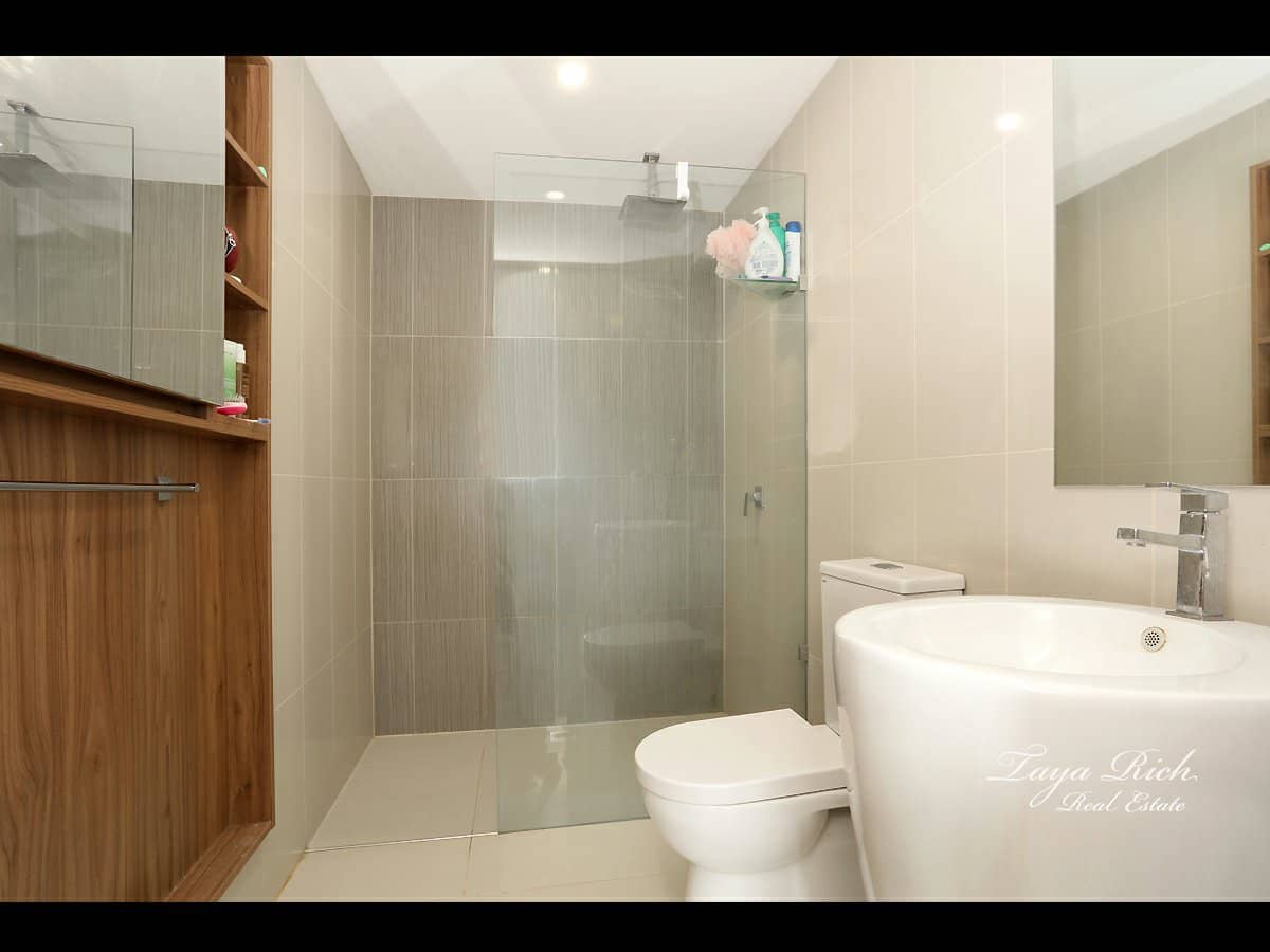 31 Bourton Road, MERRIMAC - Thumbnail 9