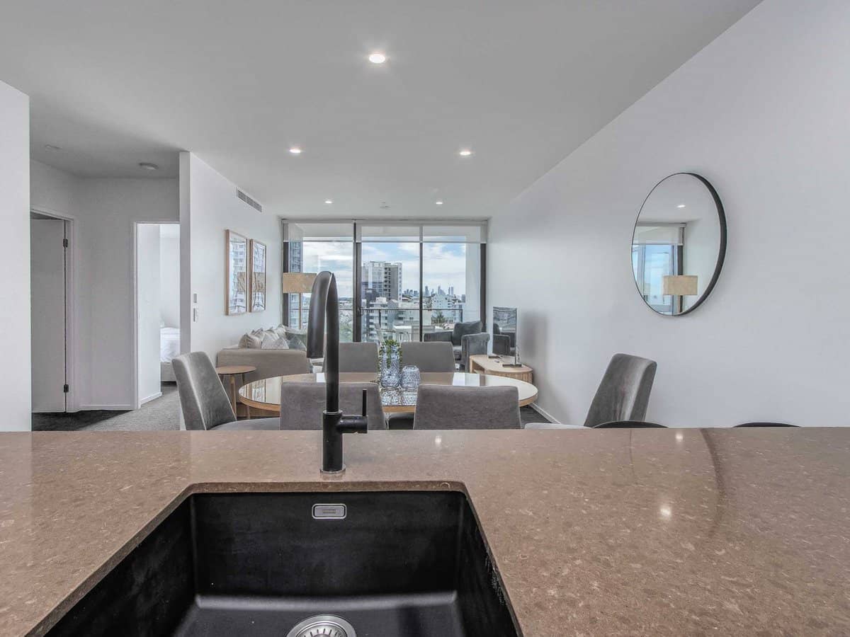 1969 Gold Coast Highway, Burleigh Heads - Thumbnail 12