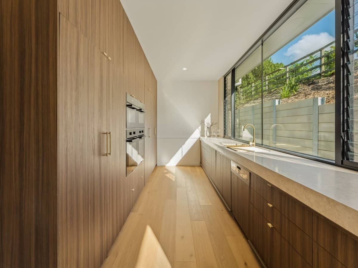 25 Davenport Drive, BONOGIN - Thumbnail 304