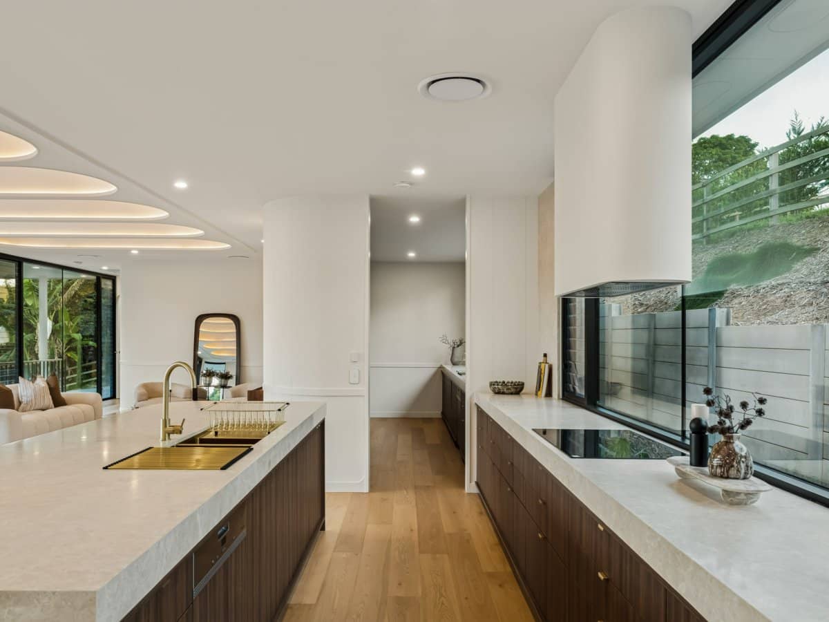 25 Davenport Drive, BONOGIN - Thumbnail 223