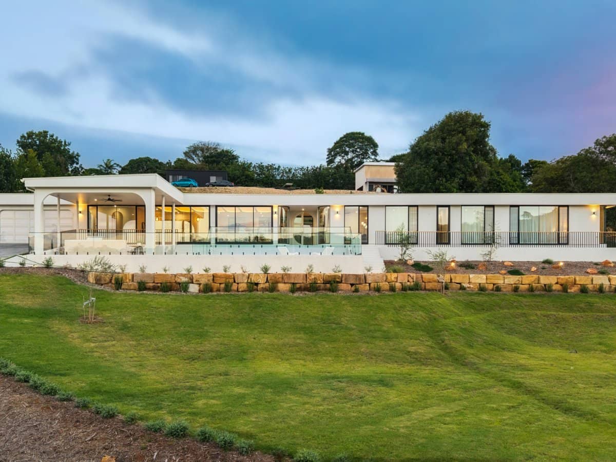 25 Davenport Drive, BONOGIN - Thumbnail 200