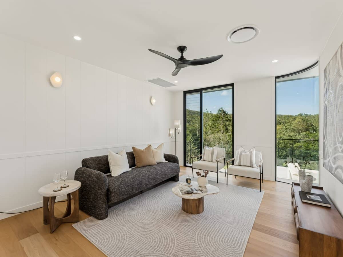 25 Davenport Drive, BONOGIN - Thumbnail 124