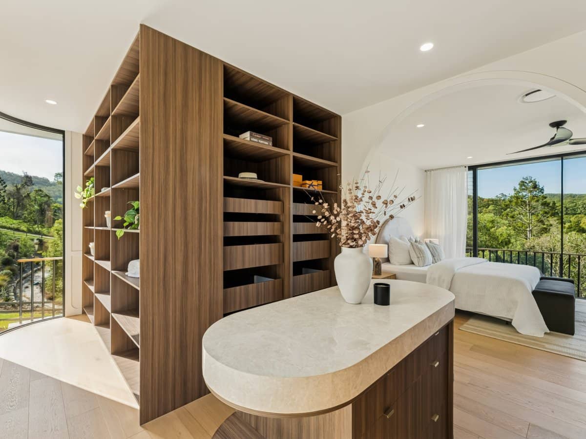 25 Davenport Drive, BONOGIN - Thumbnail 99