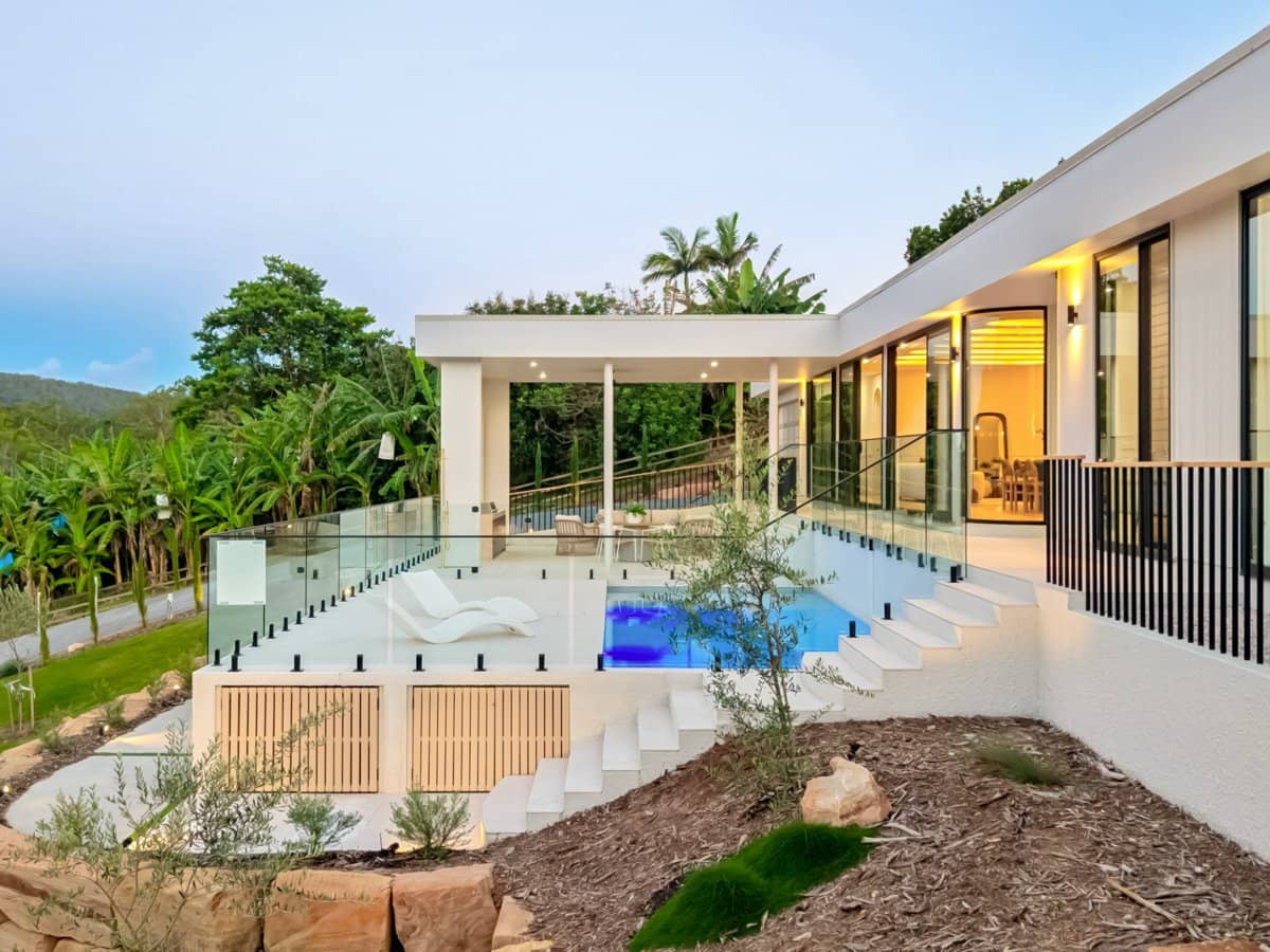 25 Davenport Drive, BONOGIN - Thumbnail 51