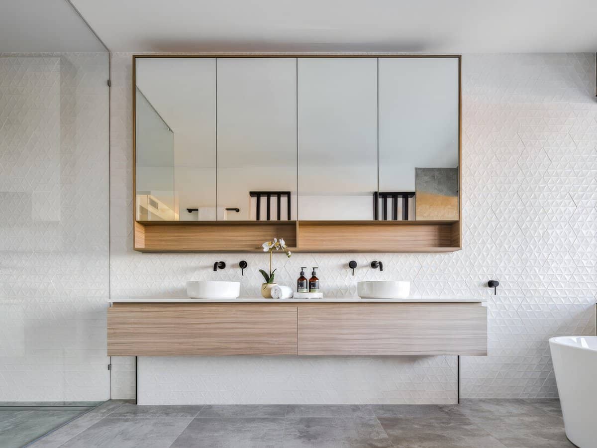 11 Beverley Crescent, Broadbeach Waters - Thumbnail 9