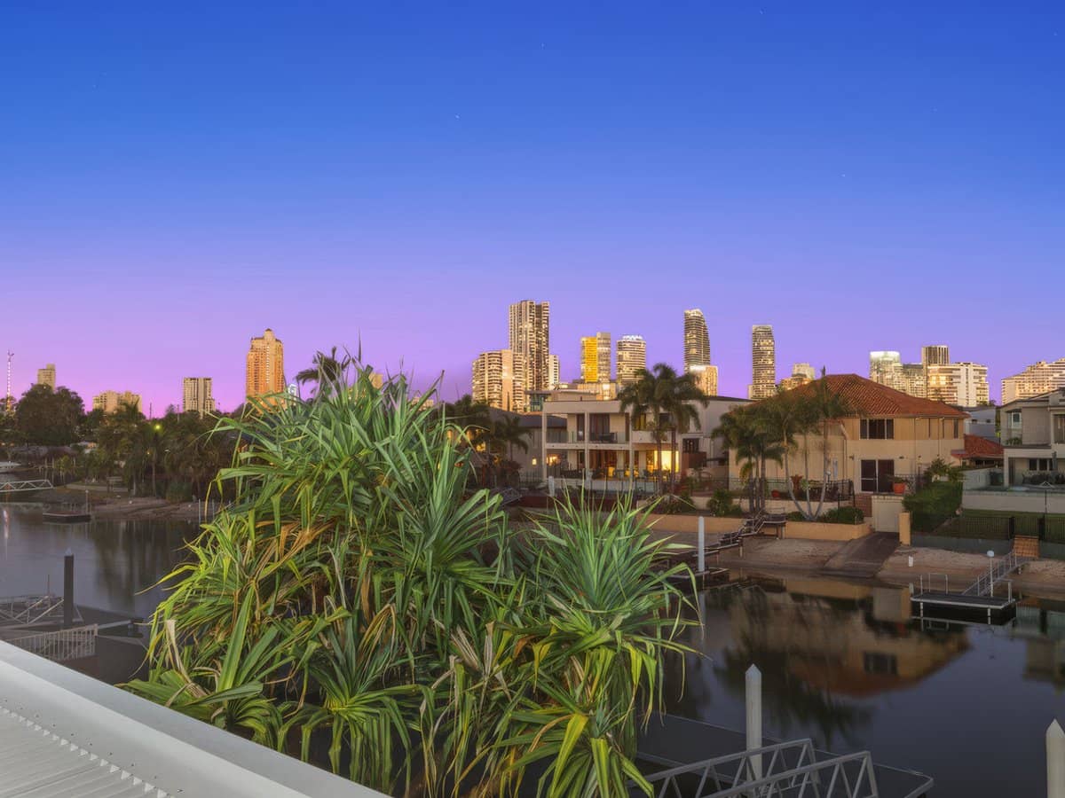 11 Beverley Crescent, Broadbeach Waters - Thumbnail 11