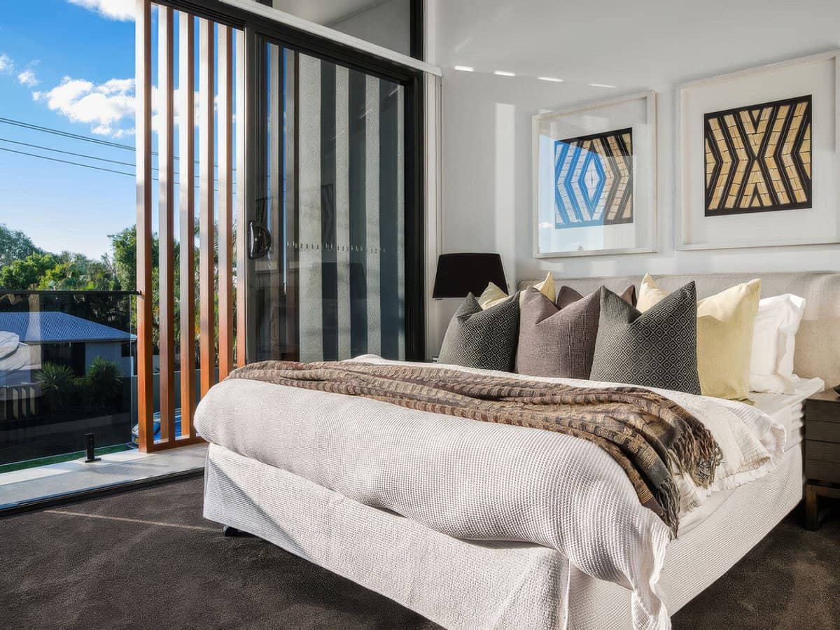 11 Beverley Crescent, Broadbeach Waters - Thumbnail 12