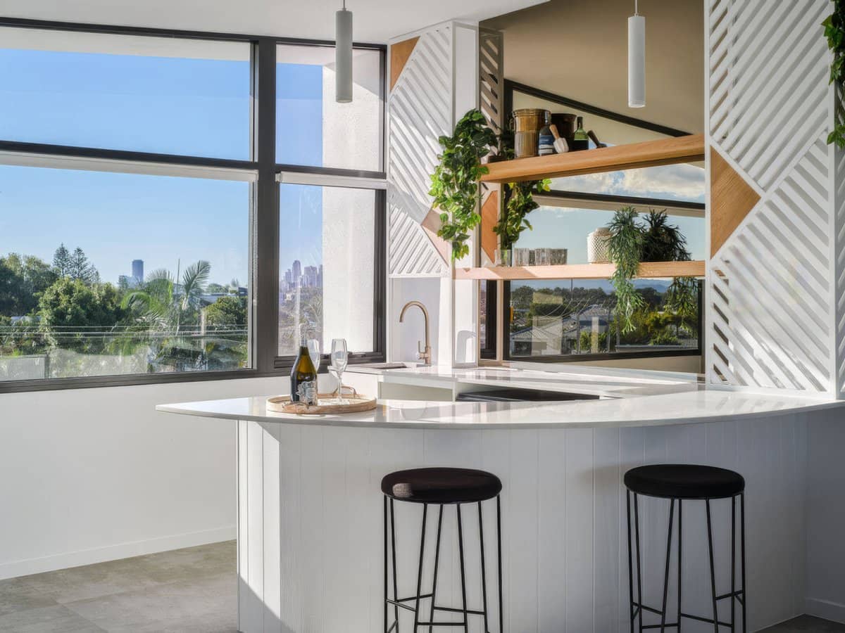 11 Beverley Crescent, Broadbeach Waters - Thumbnail 14