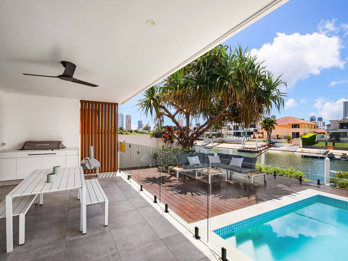 11 Beverley Crescent, Broadbeach Waters - Thumbnail 18