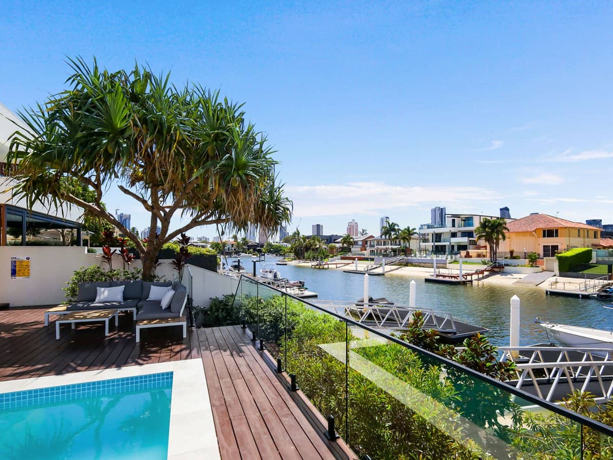 11 Beverley Crescent, Broadbeach Waters - Thumbnail 20