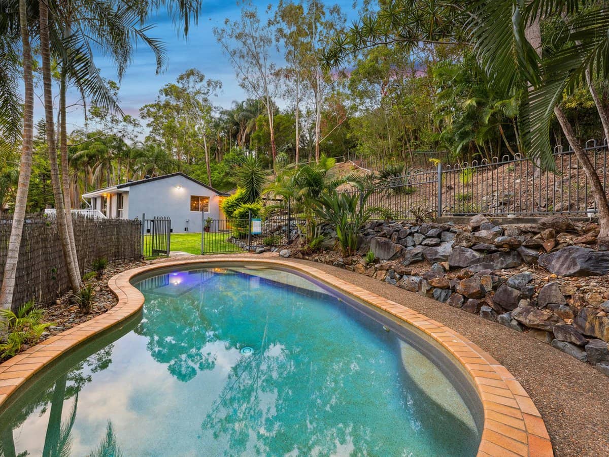 9 Design Place, Highland Park - Thumbnail 2