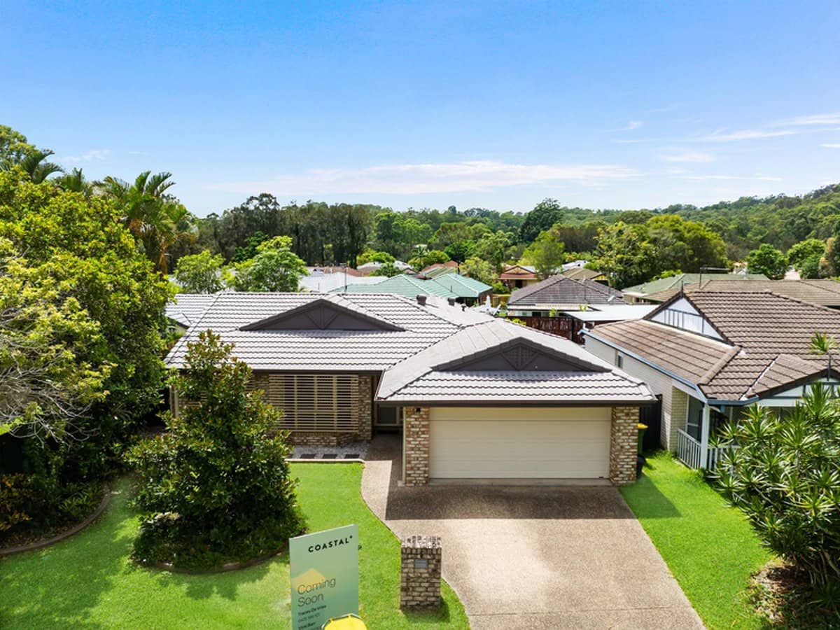 5 Hydrilla Court, ELANORA - Thumbnail 1