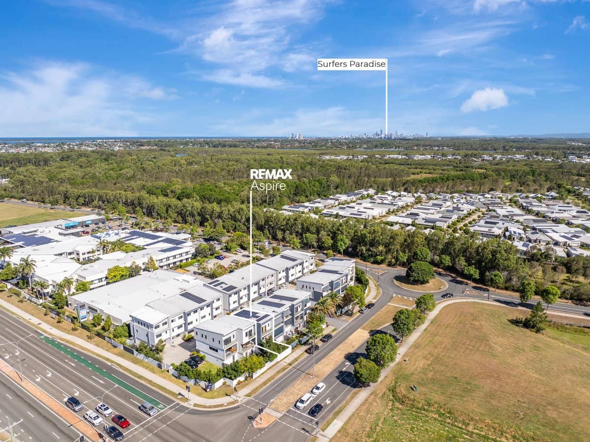 1 Mervyn Thomas Drive, HOPE ISLAND - Thumbnail 21