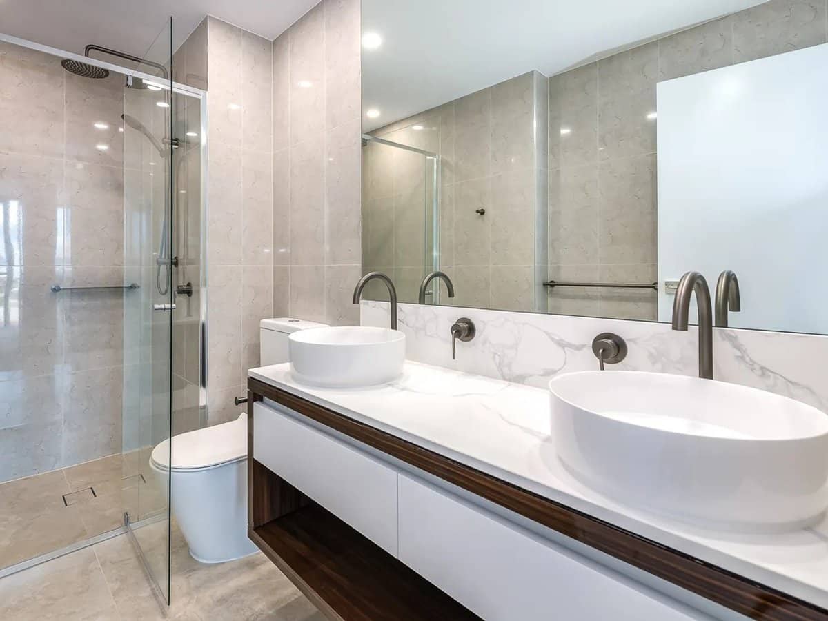 28-30 Second Avenue, BROADBEACH - Thumbnail 10