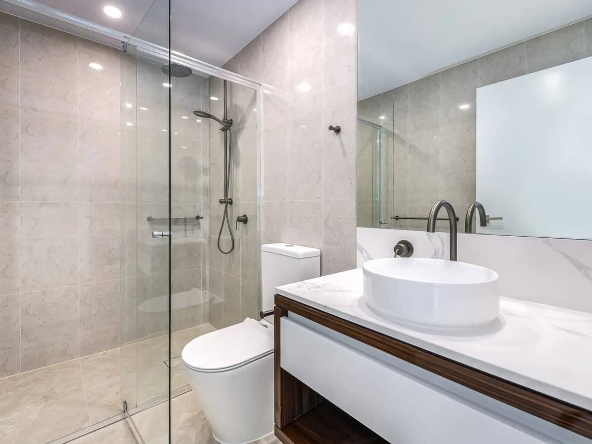 28-30 Second Avenue, BROADBEACH - Thumbnail 12