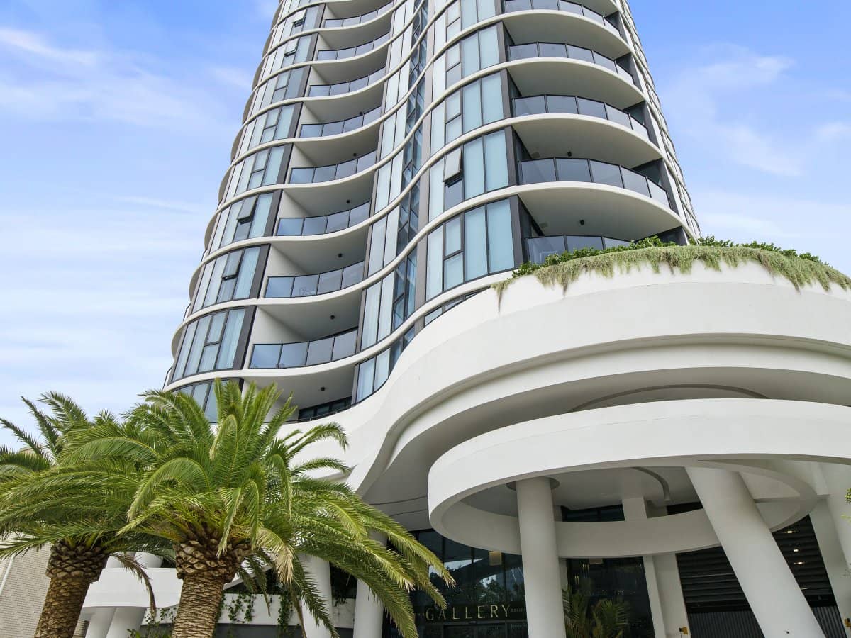 28-30 Second Avenue, BROADBEACH - Thumbnail 20