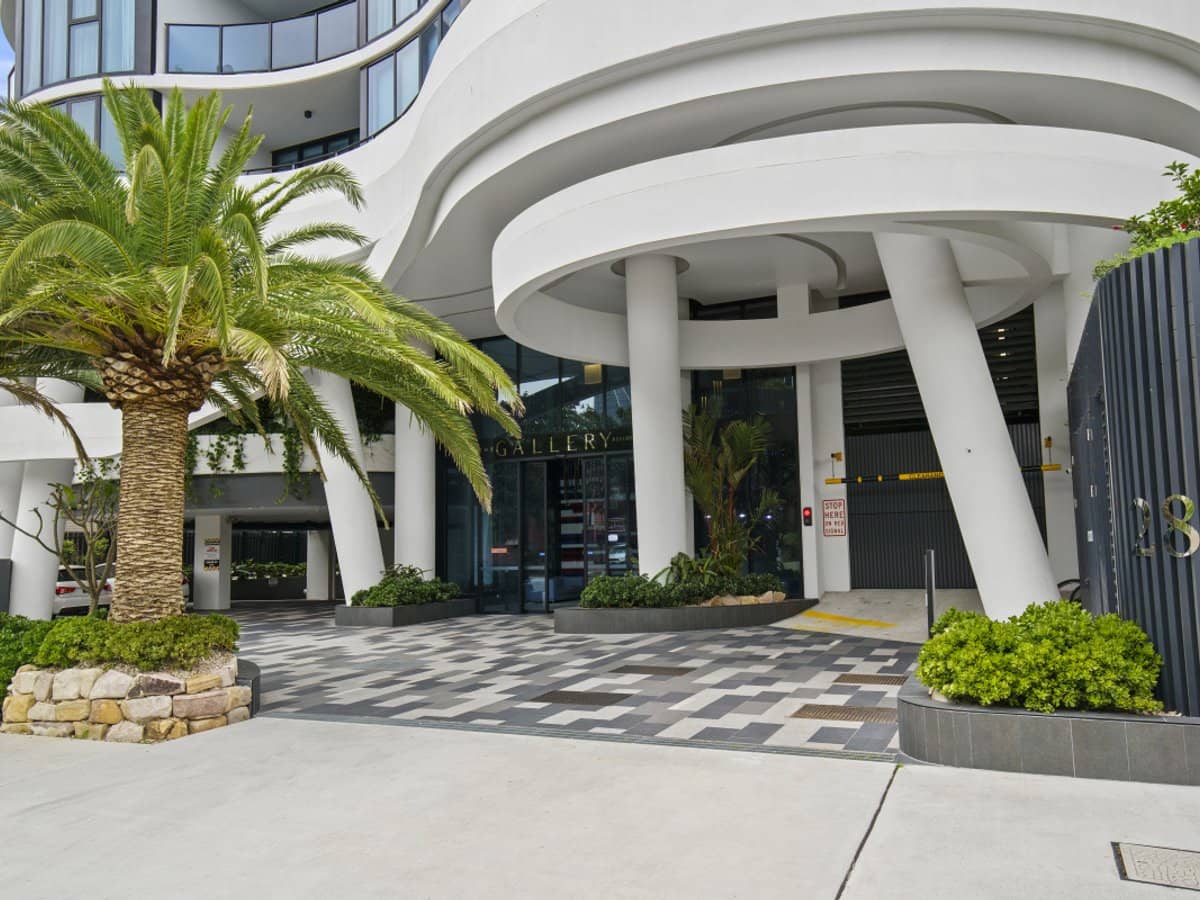 28-30 Second Avenue, BROADBEACH - Thumbnail 21