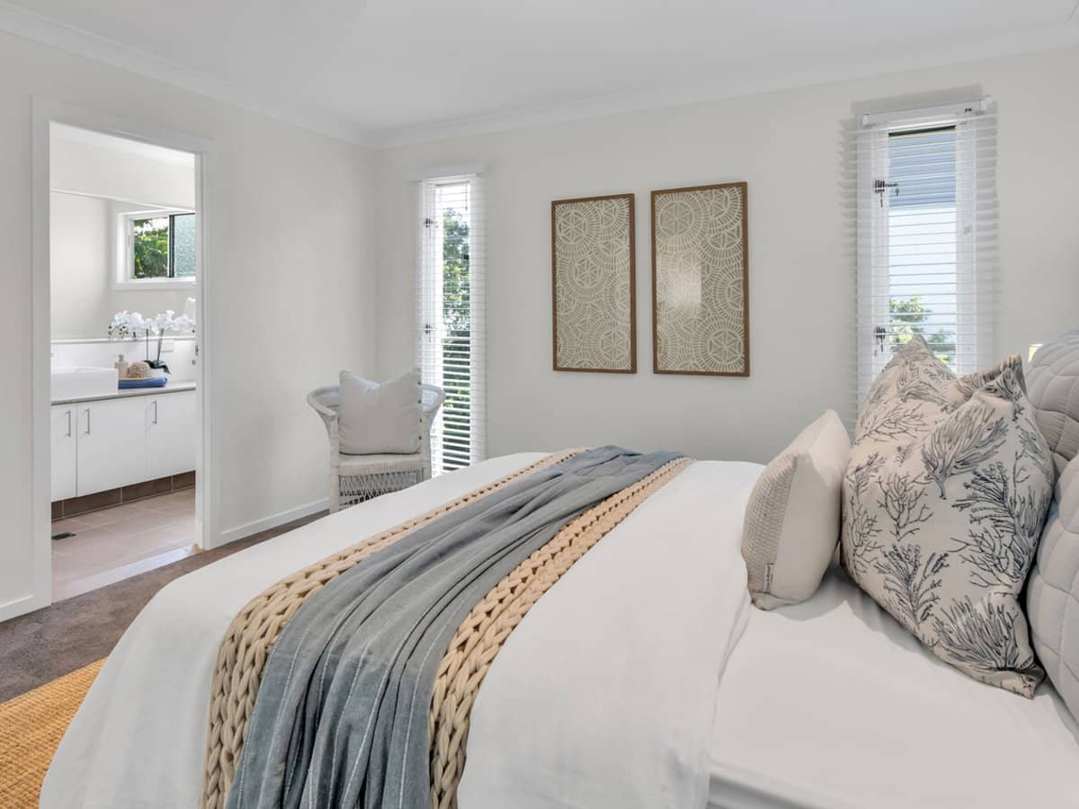 129 Pohlman Street, SOUTHPORT - Thumbnail 11