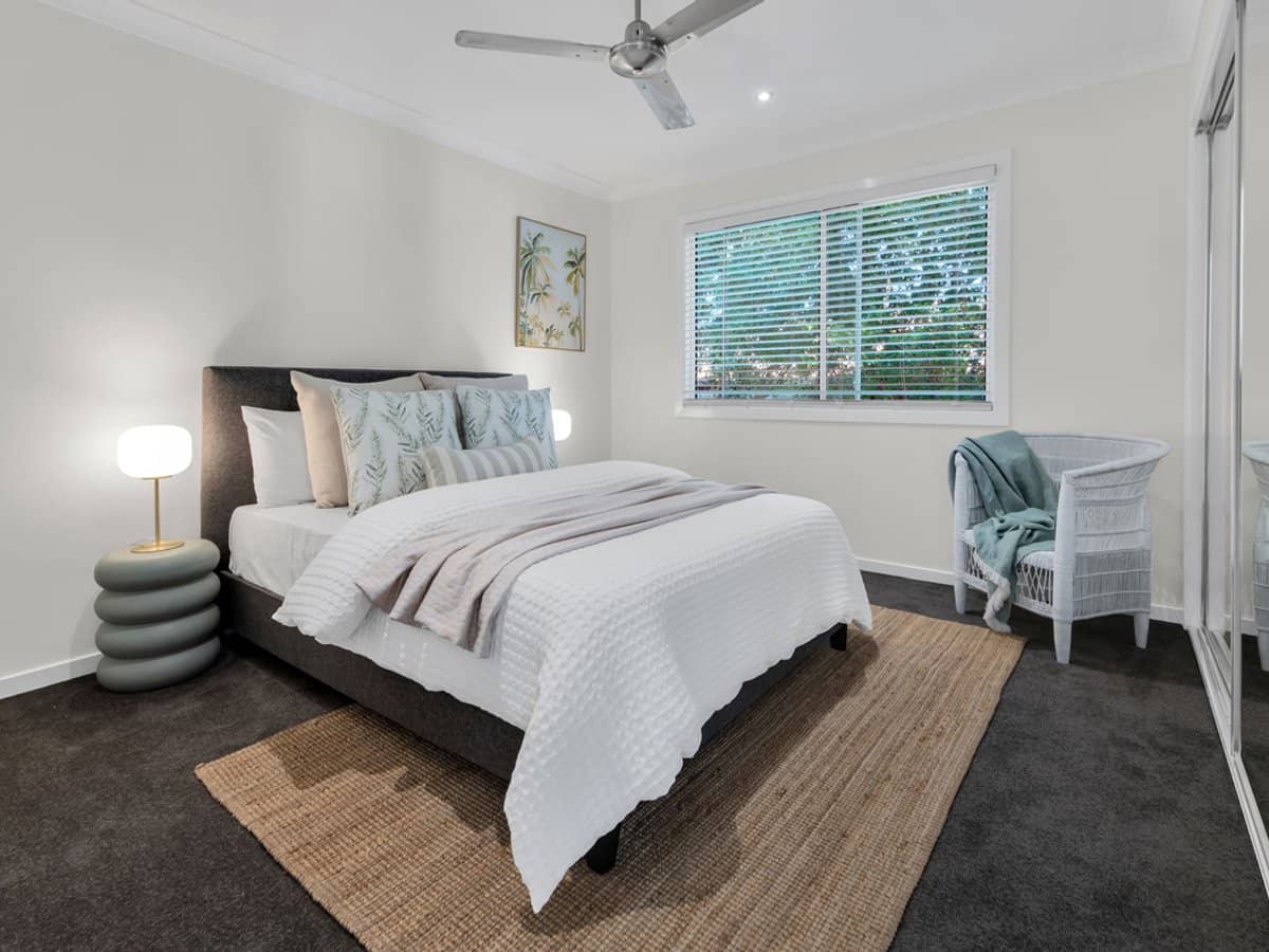 129 Pohlman Street, SOUTHPORT - Thumbnail 16