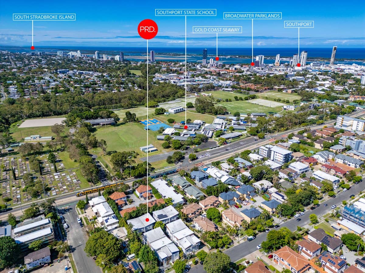 129 Pohlman Street, SOUTHPORT - Thumbnail 22