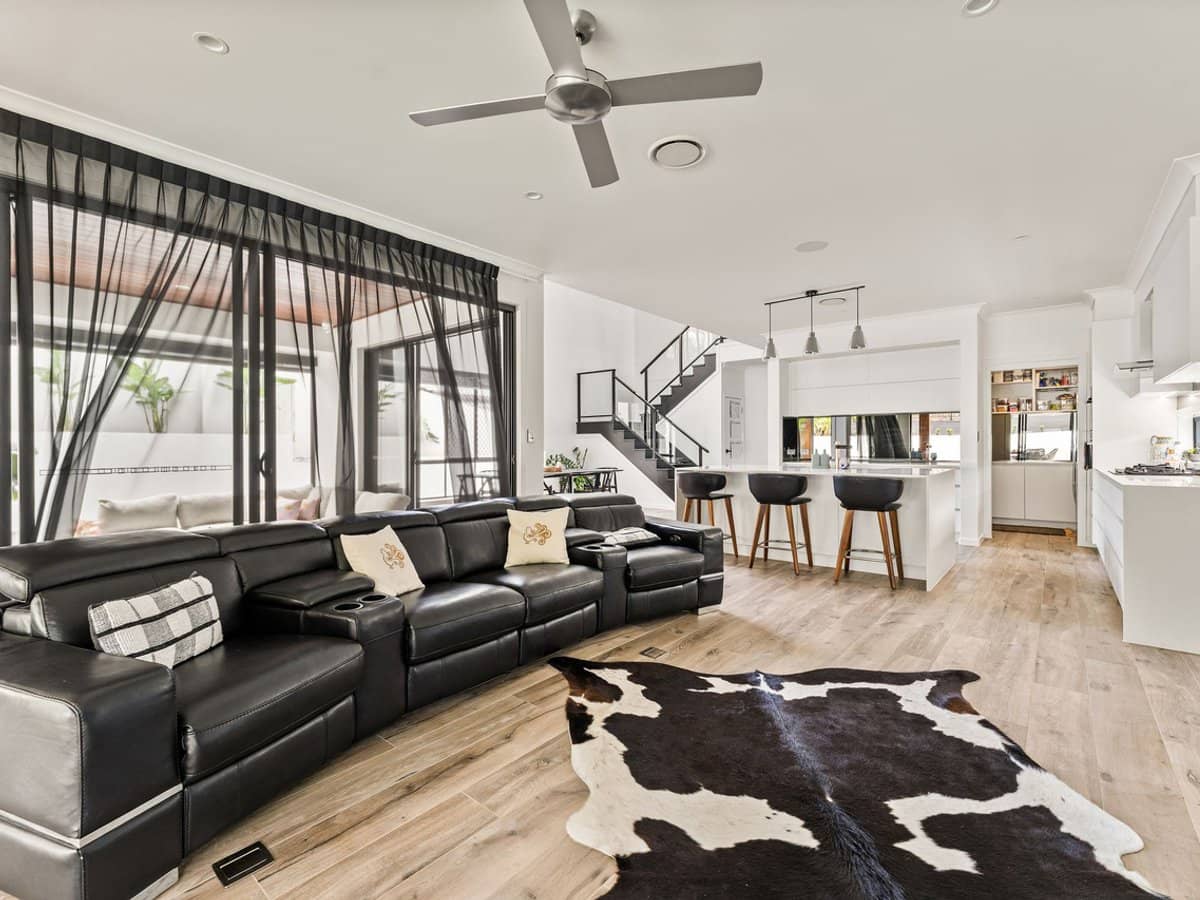 8a Andromeda Parade, ROBINA - Thumbnail 8