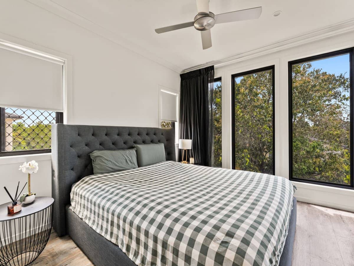 8a Andromeda Parade, ROBINA - Thumbnail 23