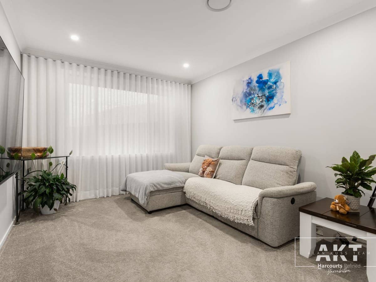 13 Belhaven Avenue, YARRABILBA - Thumbnail 12