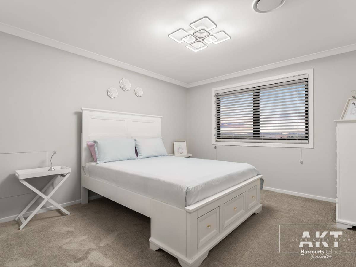 13 Belhaven Avenue, YARRABILBA - Thumbnail 17