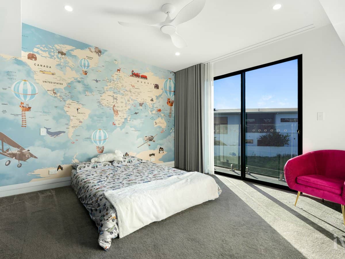 85 Marina Parade, Jacobs Well - Thumbnail 24