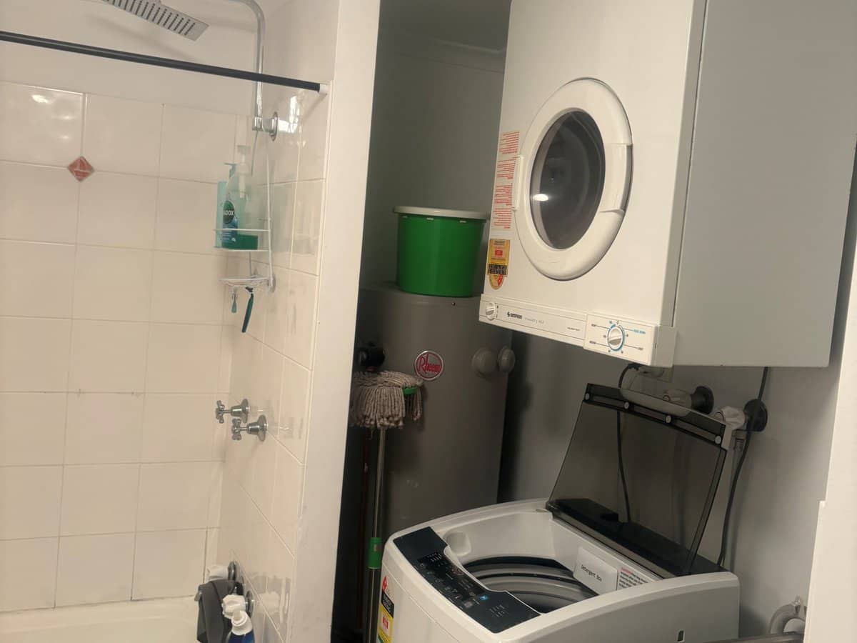 45 Pohlman Street, SOUTHPORT - Thumbnail 10