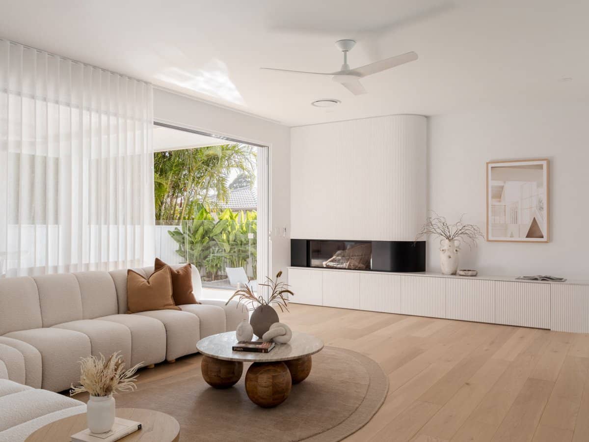 130 Christine Avenue, Burleigh Waters - Thumbnail 7