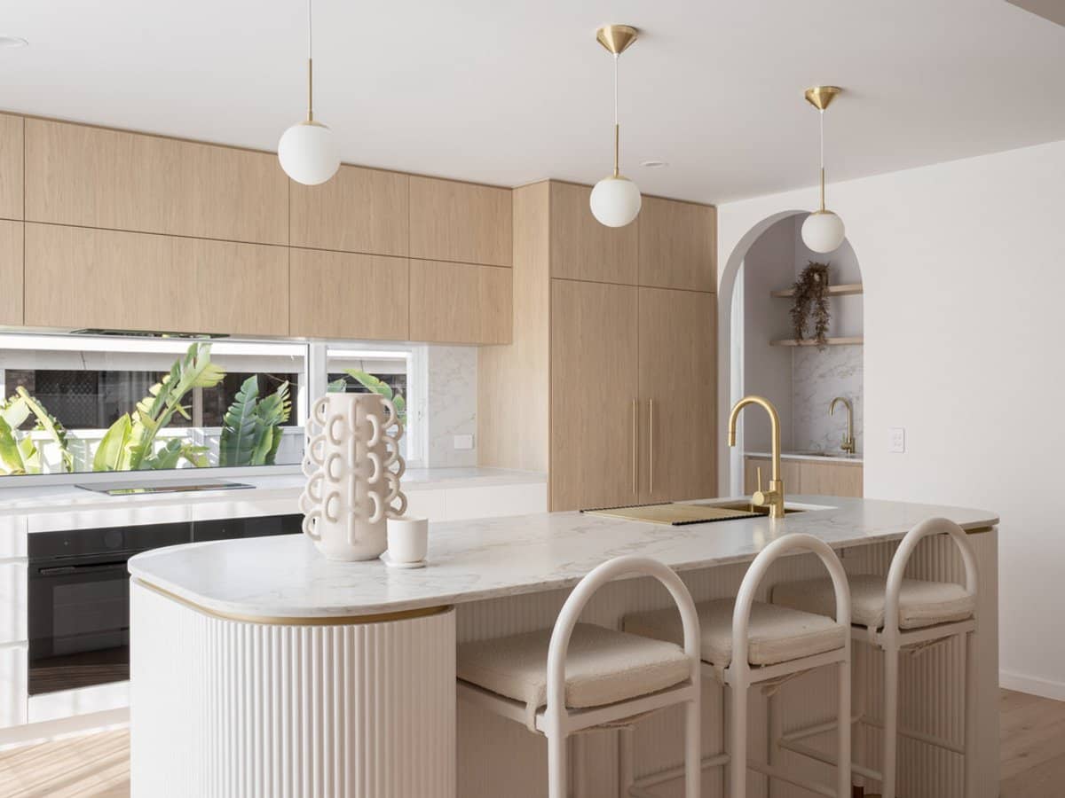 130 Christine Avenue, Burleigh Waters - Thumbnail 8