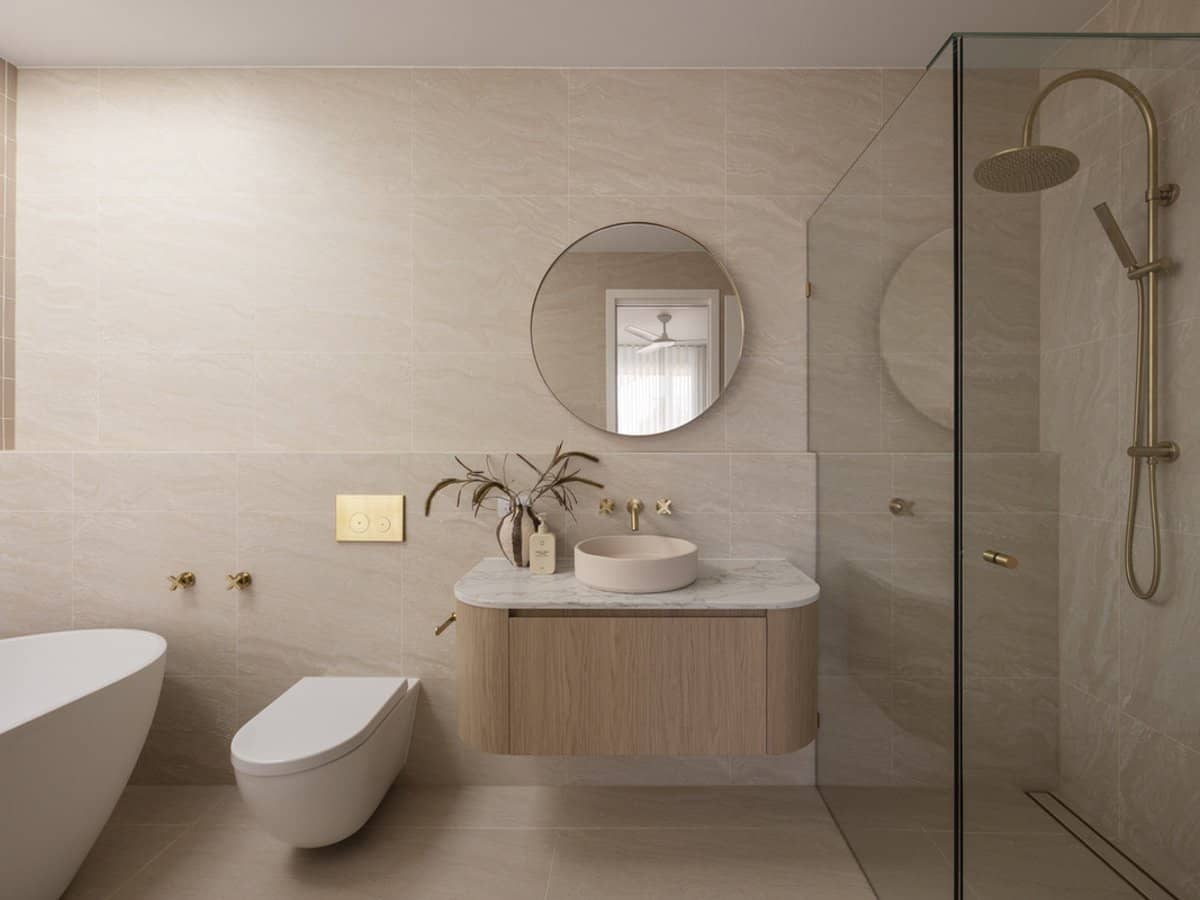 130 Christine Avenue, Burleigh Waters - Thumbnail 13