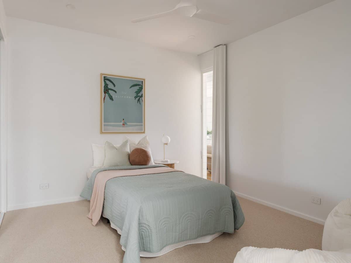 130 Christine Avenue, Burleigh Waters - Thumbnail 15