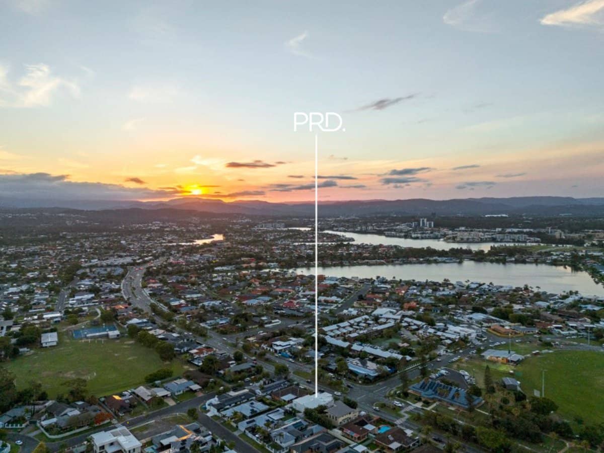 130 Christine Avenue, Burleigh Waters - Thumbnail 31