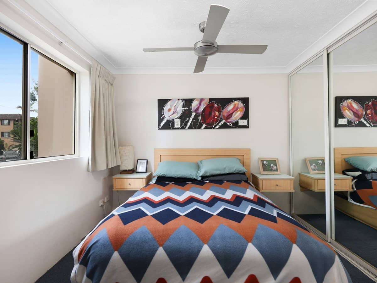 21 Peerless Avenue, Mermaid Beach - Thumbnail 8