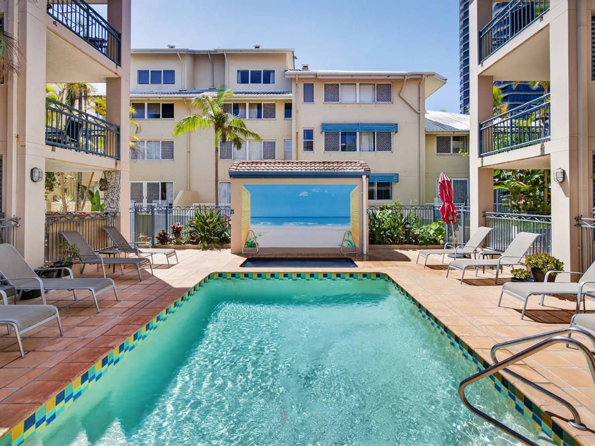 21 Peerless Avenue, Mermaid Beach - Thumbnail 11