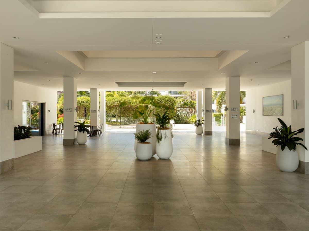 1-7 Waterford Court, BUNDALL - Thumbnail 11