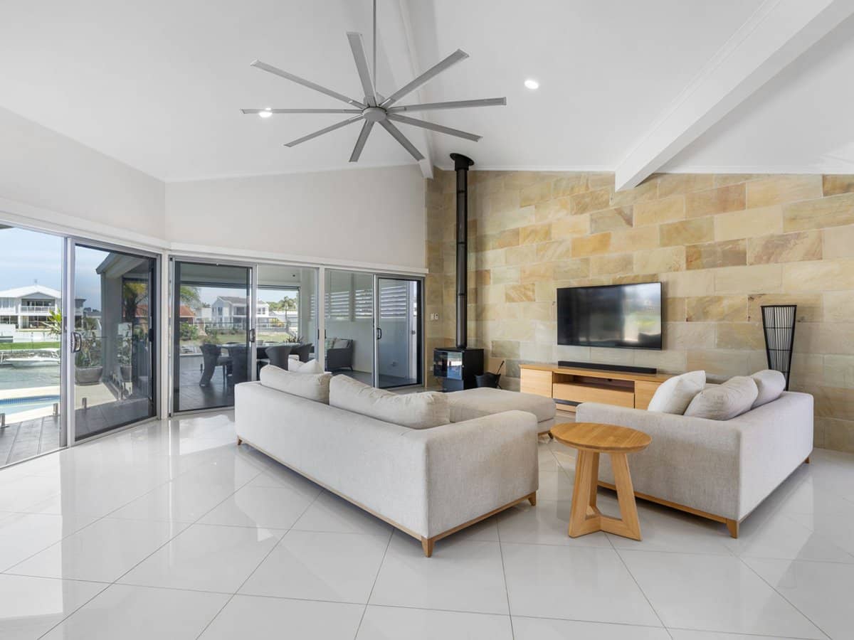 8 Angus Court, Benowa Waters - Thumbnail 6